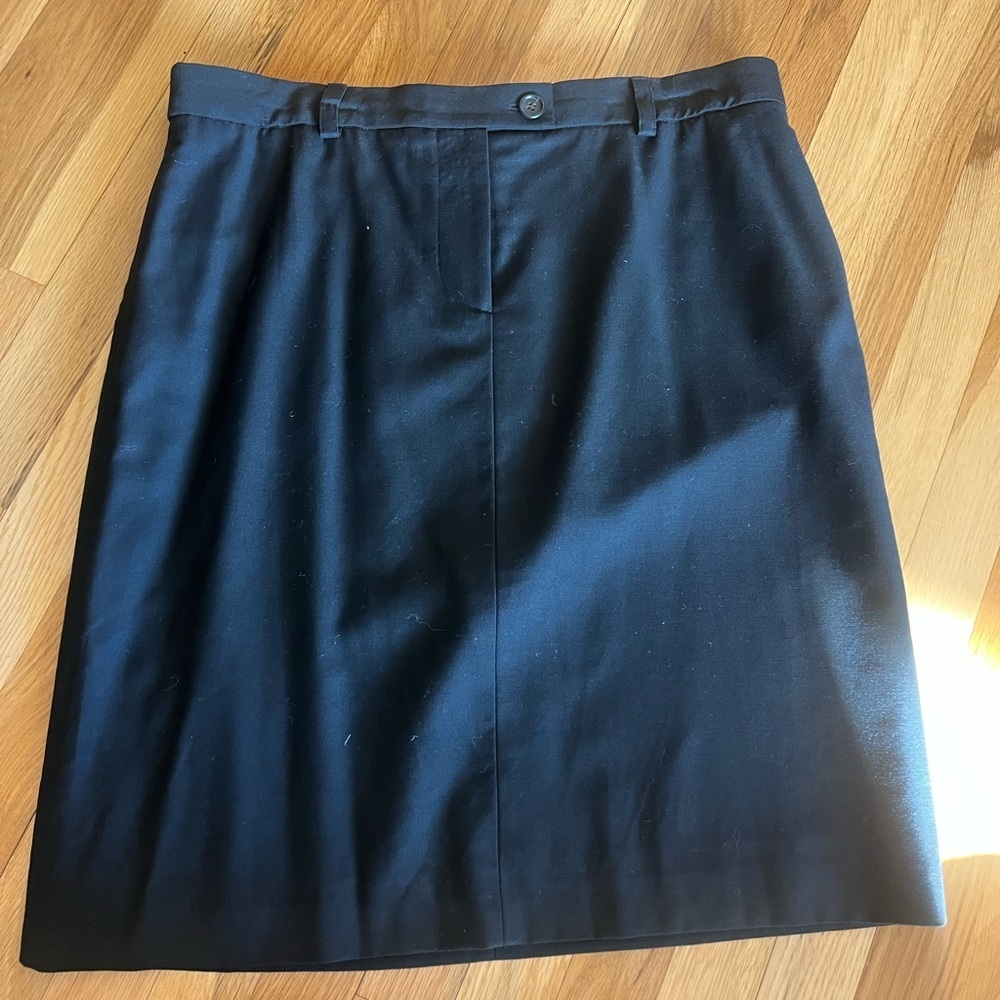 Jcrew Black Straight skirt Italian Wool Size 14